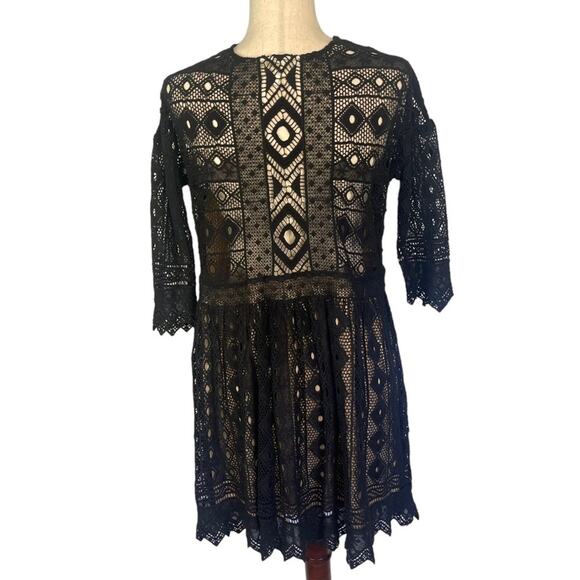 Jen's Pirate Booty Sagrada Romeo Lace 3/4 Sleeves Mini Dress in Black Small - Picture 4 of 11